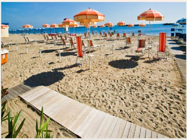 Hotel Abel & Residence Cesenatico Extérieur photo
