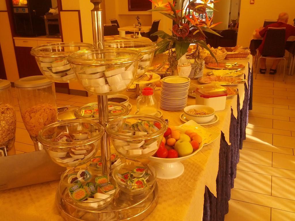 Hotel Abel & Residence Cesenatico Extérieur photo